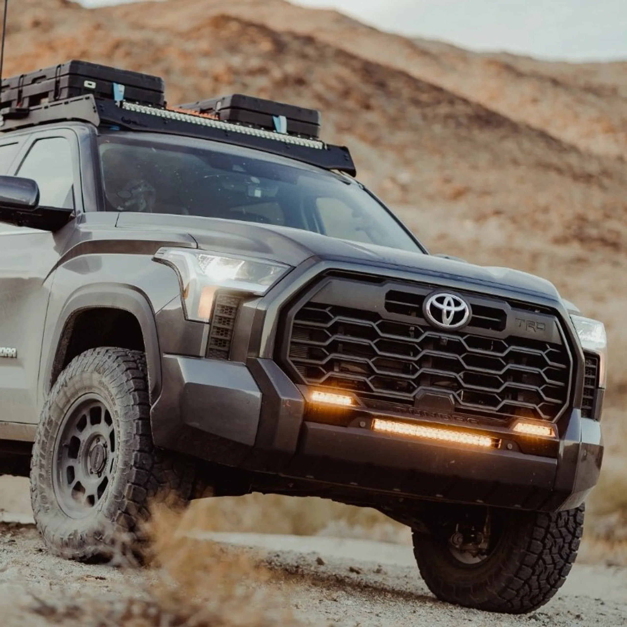 2022  Toyota Tundra Heretic Studio Hidden Light Bar
