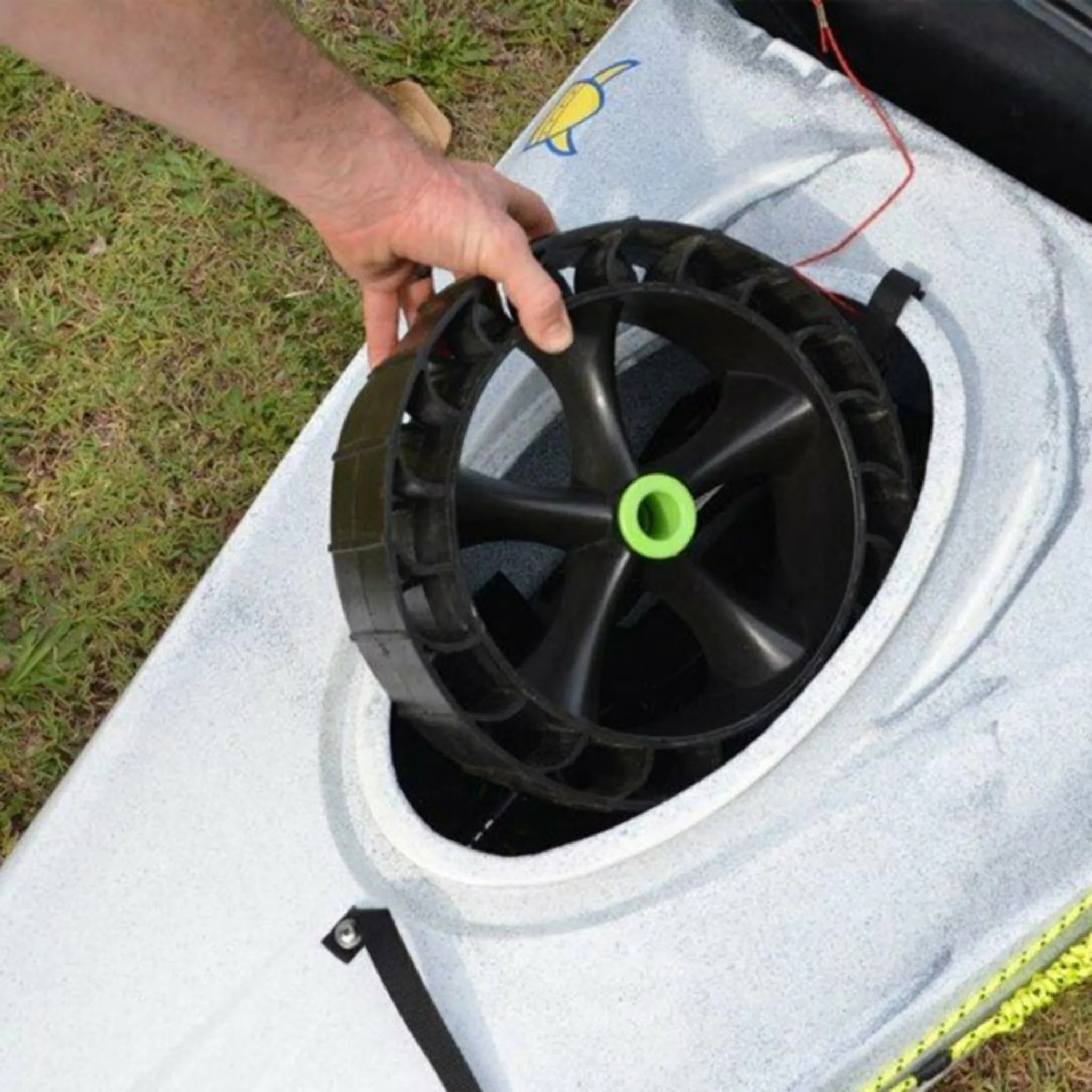 C-Tug SandTrakz Kayak Cart Green - Railblaza