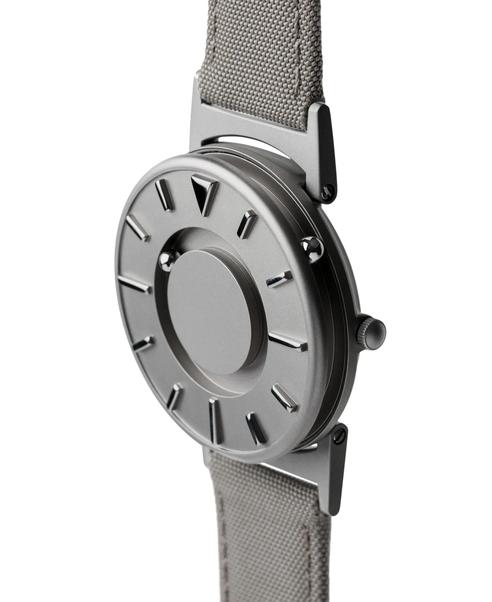 Eone Bradley Titanium 40mm Beige