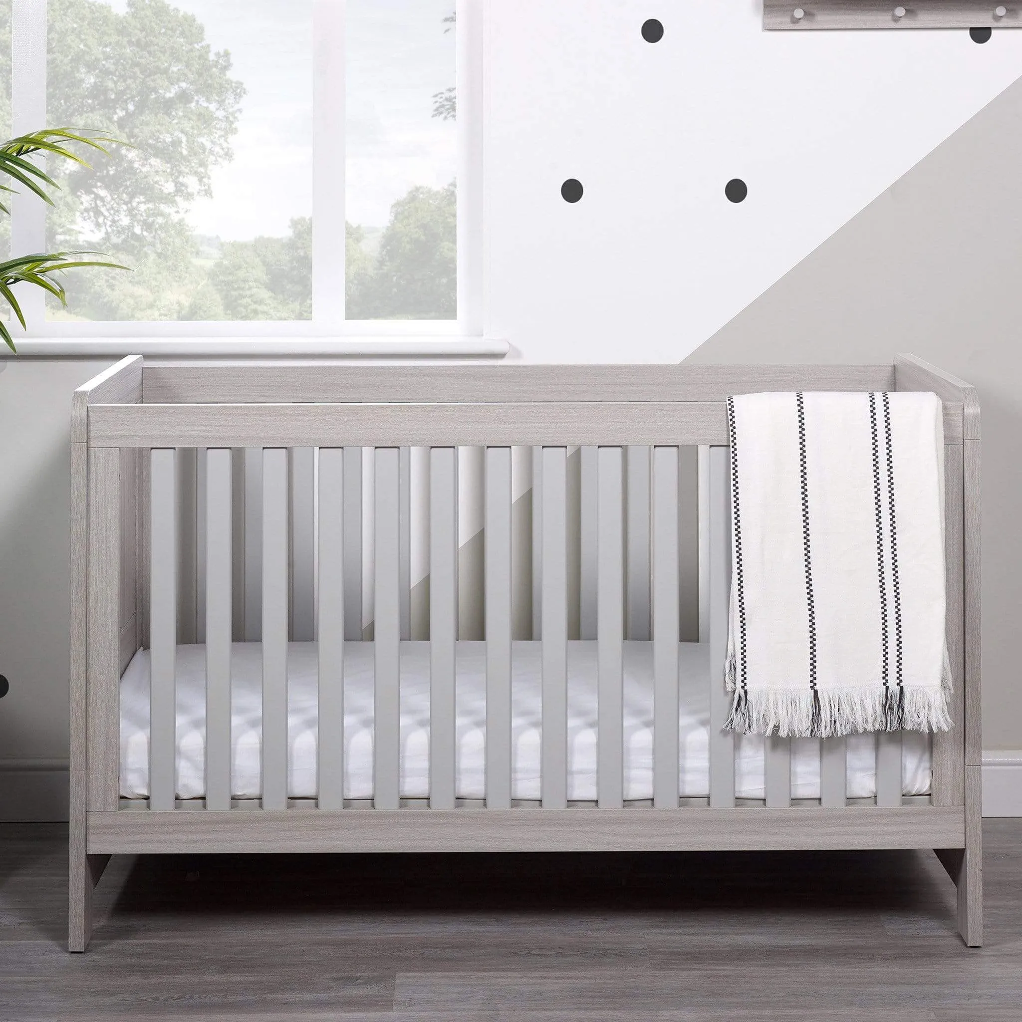 Ickle Bubba Pembrey Cot Bed Ash Grey