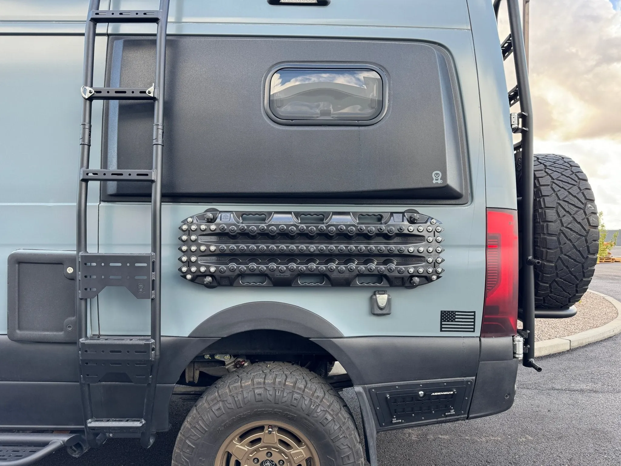 Magnetic Maxtrax Mounts