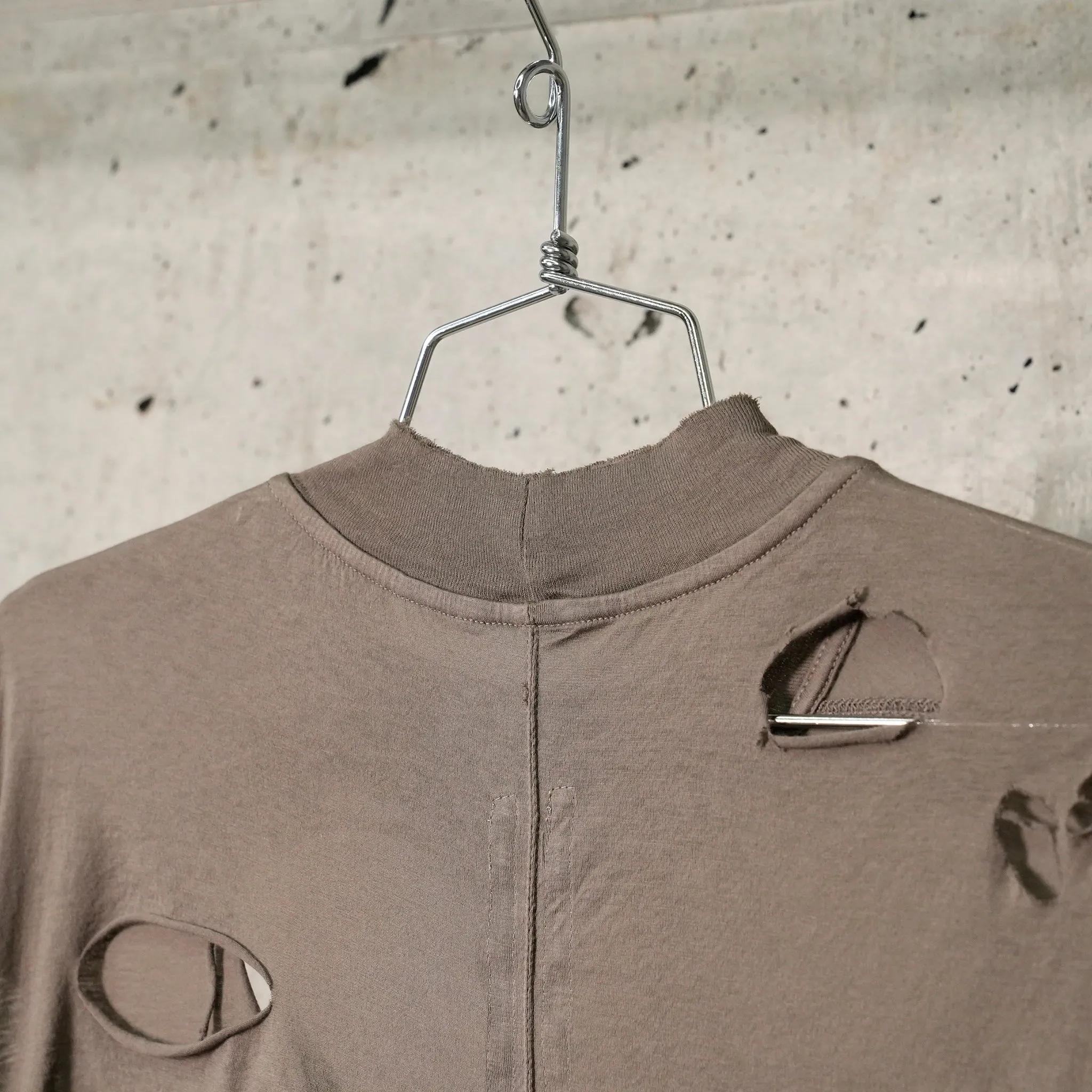 TARP T / 34:DUST